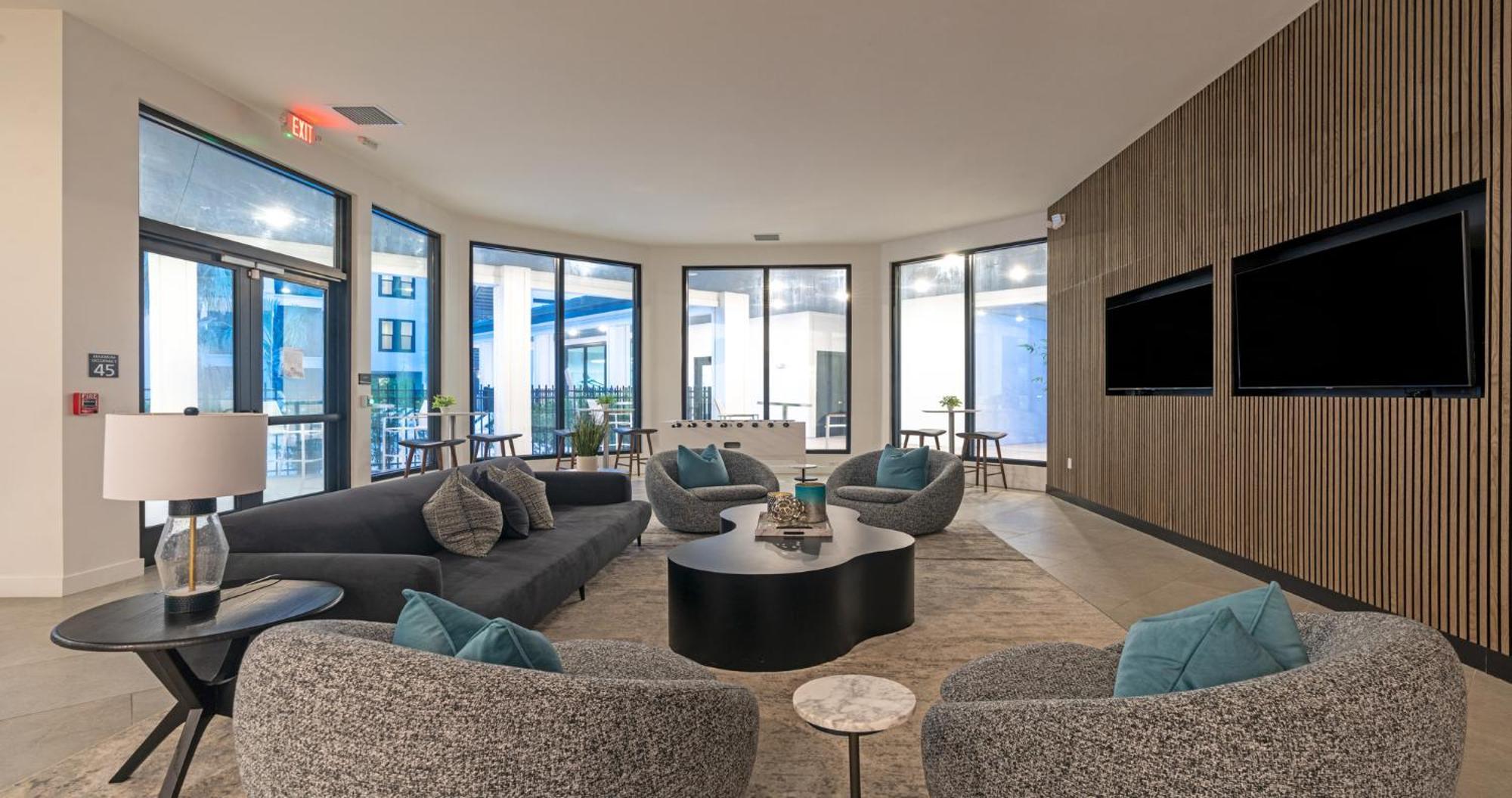 Westshore Apartments By Barsala タンパ エクステリア 写真